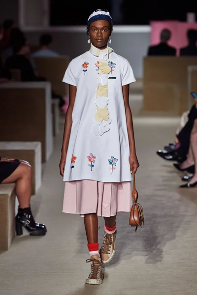 Look 43
